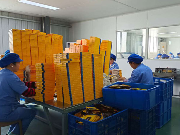 定制膏藥貼牌和代理膏藥貼品牌有何區(qū)別？答案來了！